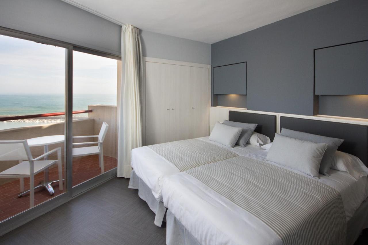 Hotel El Puerto By Pierre Vacances Фуэнхирола Экстерьер фото