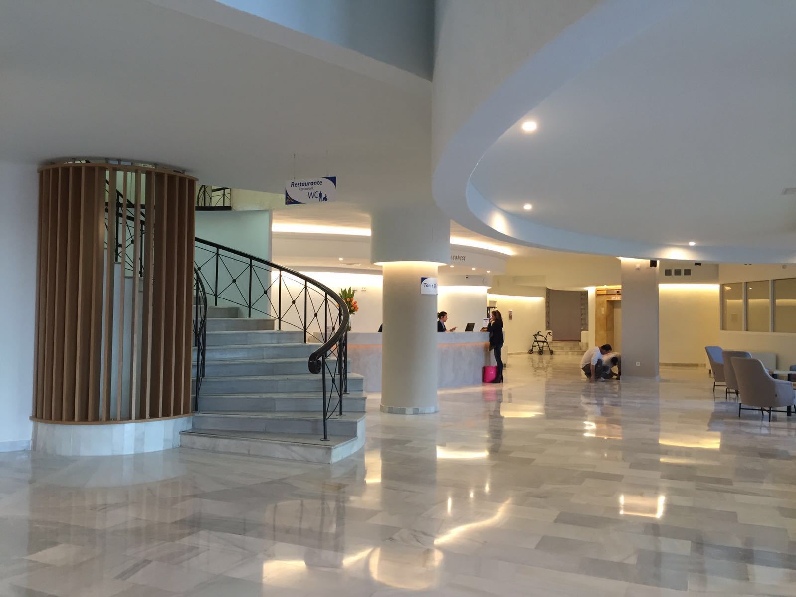 Hotel El Puerto By Pierre Vacances Фуэнхирола Экстерьер фото